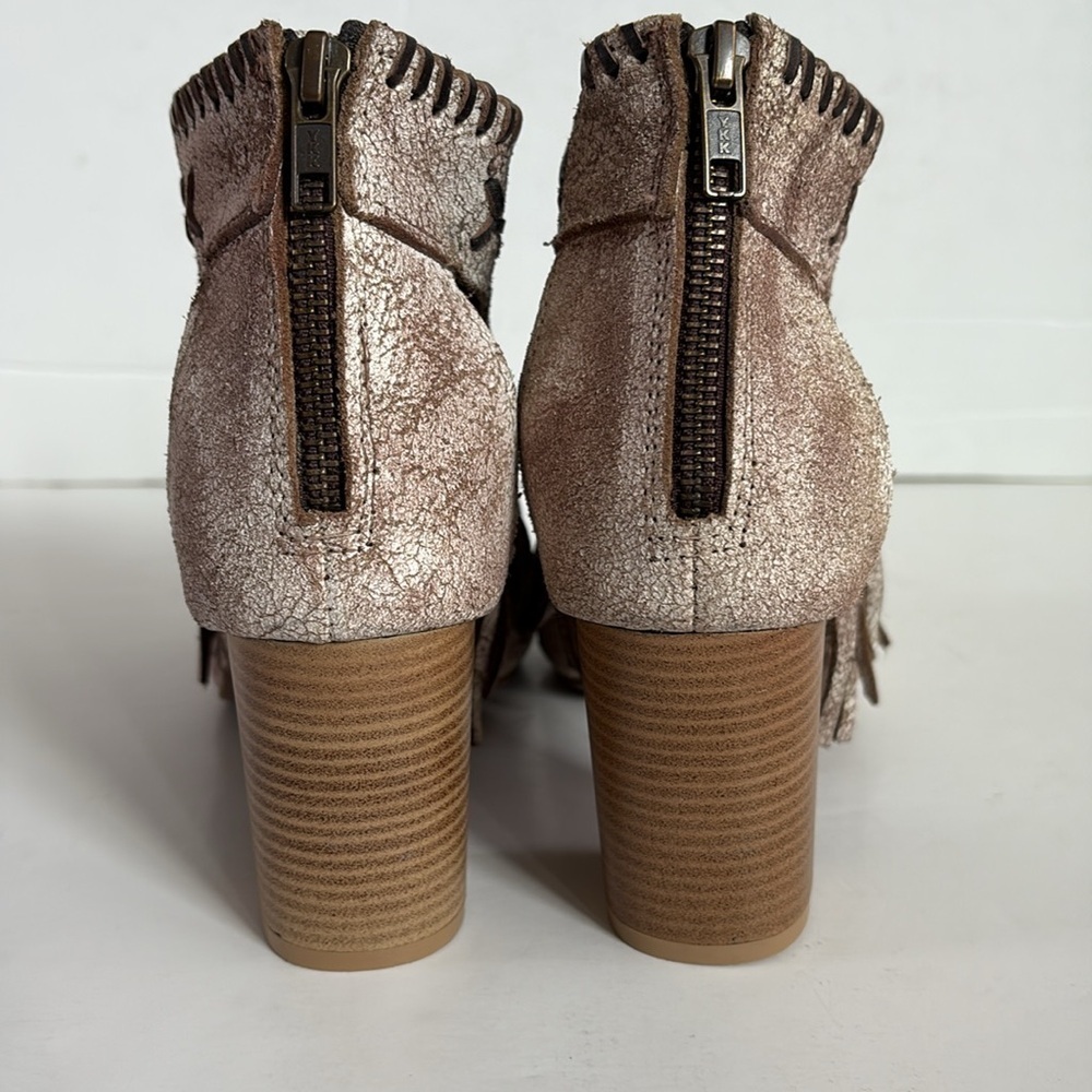 Roper vintage style suede beige w fringe fashion open toe sandal stacked heel - Picture 3 of 16